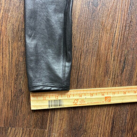 Spanx Black Vegan Leather Leggings Size Medium Power Waistband - Picture 9 of 10